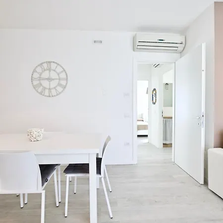 Wave Village Apartment