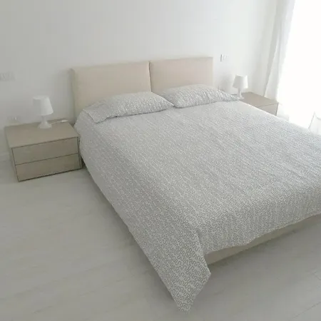 Wave Village Apartment *